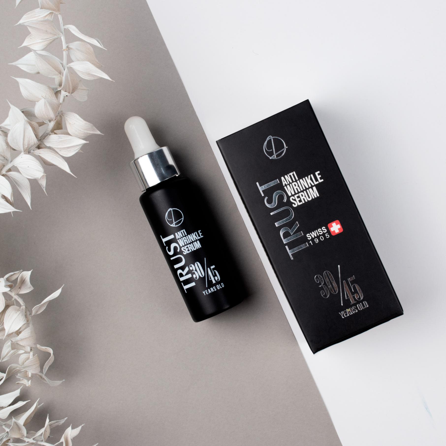 سرم ضدچروک صورت تراست مناسب 30 تا 45 سال